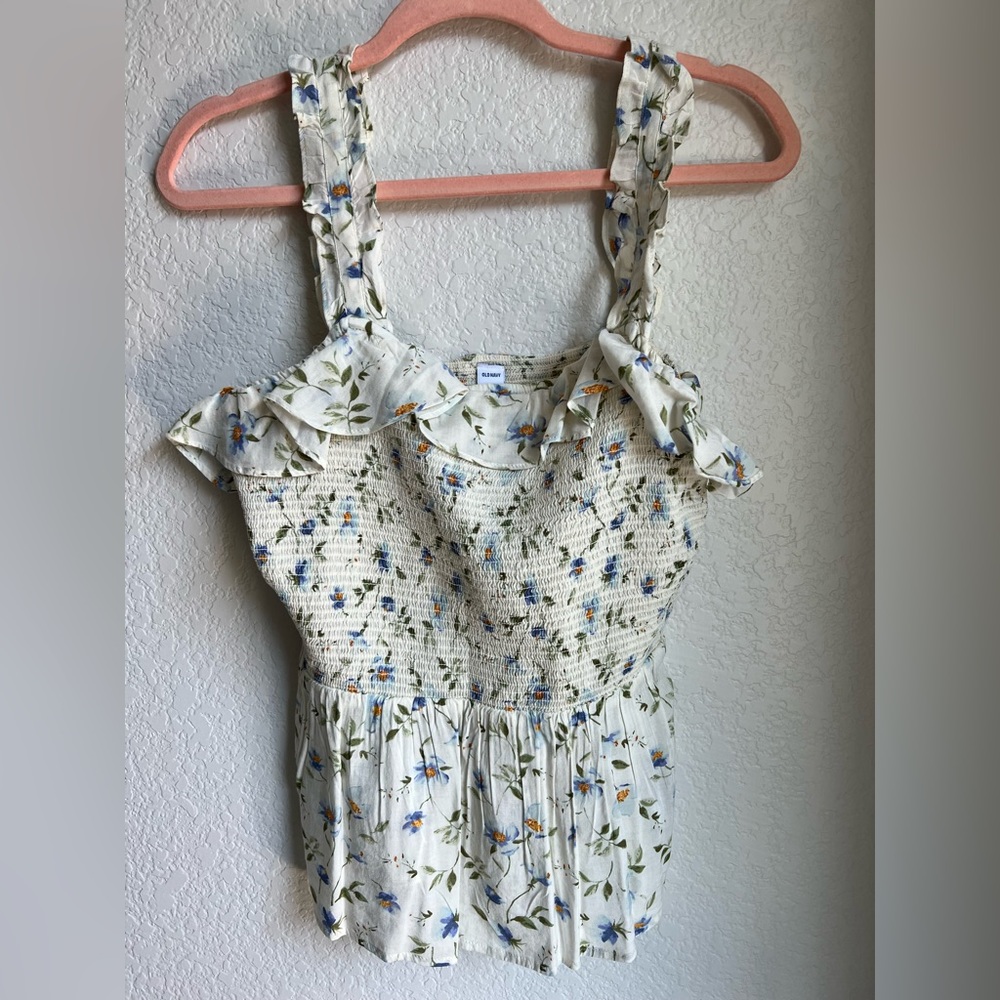 Old Navy floral, ruched, ruffle tank top